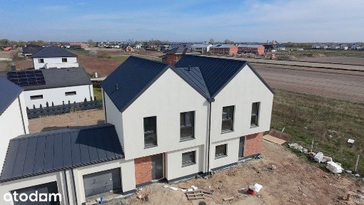 Segment skrajny z ogródkiem 330m2