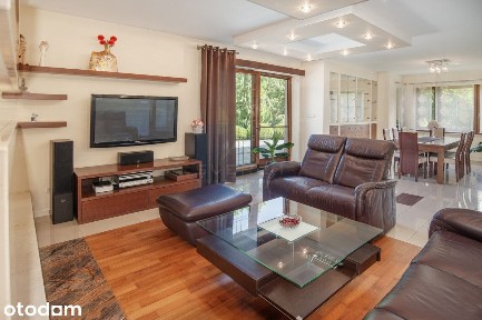 Komfortowy dom 233 m² z ogrodem przy rzece.