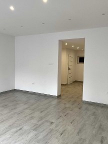 Wynajmę lokal parter 50 m2 z witryną, centrum Otwocka - dostępny od września