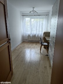 Przestronne mieszkanie z balkonem i windą