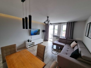 Centrum Nowego Sącza | 4 pokoje | Balkon | Parking | Osiedle zamknięte | 63 m²