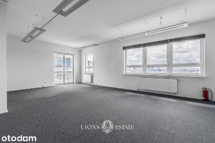 Penthouse na biuro z tarasem i widokiem na miasto