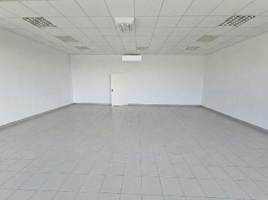 Lokal usługowo-handlowy 100 m² | Stary Widzim | Gotowy ruch klientów |
