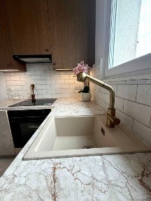 Wyżyny 2 pokoje po generalnym remoncie 43m2 Balkon