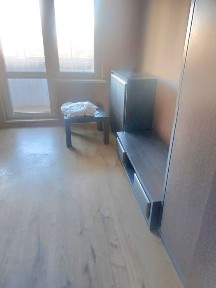 Dwupokojowe mieszkanie z balkonem w niskim bloku na Chełmie prywatnie