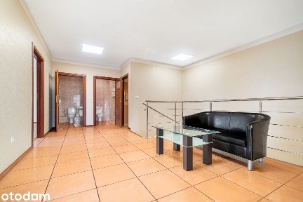 Biuro / 3 gabinety 130 m² | centrum Leszna | parking