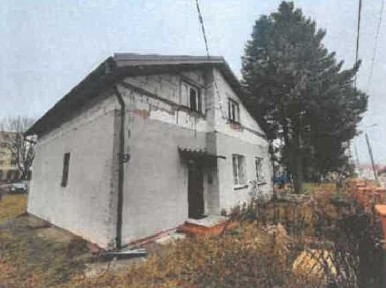 Syndyk sprzeda 1/18 udziału w prawie własności, nieruchomość gruntowej, zabudowanej budynkiem mieszkalnym w miejscowości Łomża, ul. Spółdzielcza
