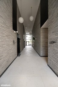 LOKAL USŁUGOWY 74m2 NA PIĘTRZE ŻERNICKA 280