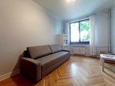 Kawalerka z oddzielną kuchnią przy Bałuckiego 27, Mokotów. BRAK PROWIZJI!