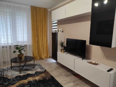 Mieszkanie 34,5 m2 parter Osiedle Żeromskiego Żyrardów na wynajem -po generalnym remocie,umeblowane