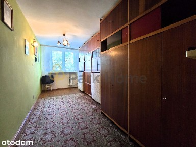 2 pokoje na II piętrze z balkonem