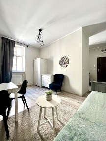 Duża słoneczna kawalerka z balkonem ul. Poplińskich
