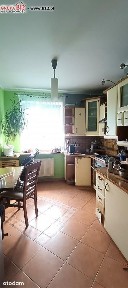 2 pokoje/ garaż/ ul. Wicherkiewicza / do remontu