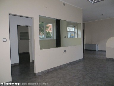 Lokal na wynajem - 72 m² na parterze