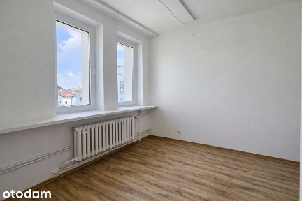 Na wynajem lokal biurowy 14m², po remoncie CENTRUM