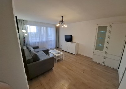 Wynajmę mieszkanie 55m2. 2 Pokoje. Osiedle 1000-lecia. Ul. Ułańska.