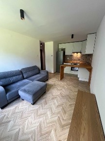 Przytulne mieszkanie w spokojnej okolicy