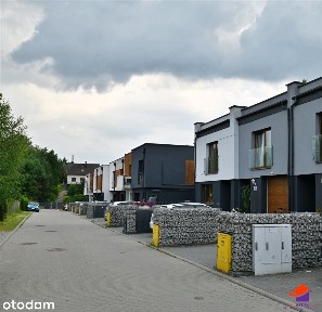 Mysłowice ul. Alpejska- dom szeregowy skrajny