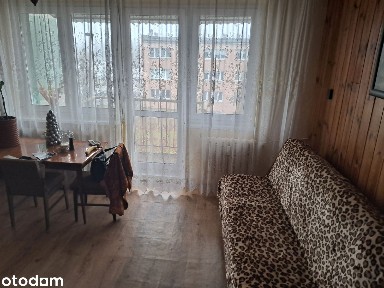 Przestronne 2-pokojowe mieszkanie z balkonem.Do negocjacji