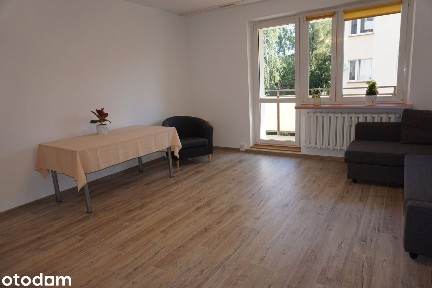 Kabaty | 42 m² | duży pokój 25 m² | oddzielna kuchnia | balkon | metro