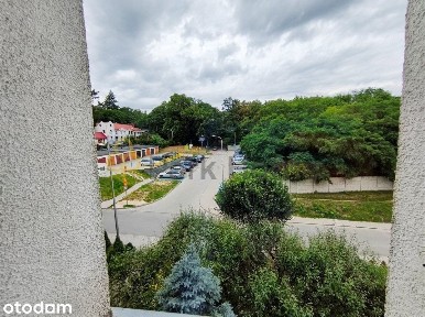 Doinwestowane, ładne mieszkanie