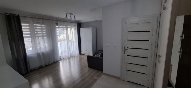 Kawalerka do wynajęcia od 15.08 Niski Czynsz, umeblowana
