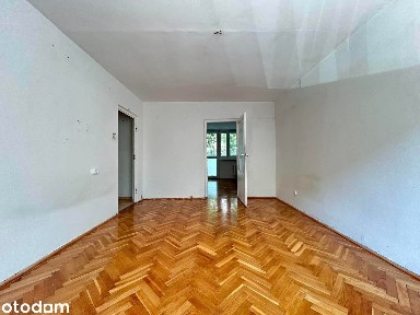 Łódź Dąbrowa 1 Piętro 2 Pokoje Balkon Do Remontu Bezpośrednio