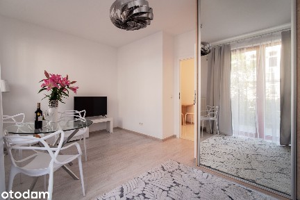 Apartament z ogródkiem i klimatyzacją Mokotow, metro, 28 m²