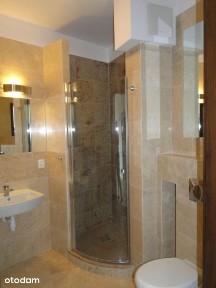Słodowiec, 2 umeblowane pokoje, duży balkon, piwnica, garaż, metro