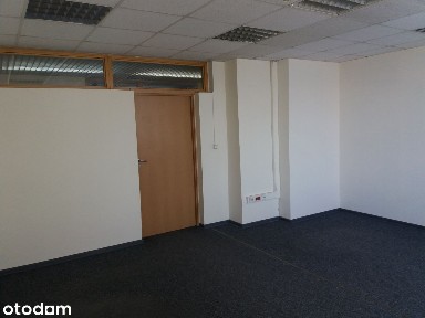 Biuro z parkingiem i recepcją 24h na dobę 100m2