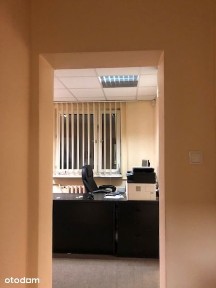 Pomieszczenie warsztatowe, magazynowe z biurem