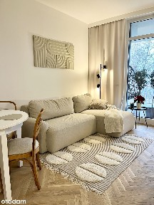 Nowoczesne 2 pok. mieszkanie z balkonem w Pradze-Południe / Gocławek