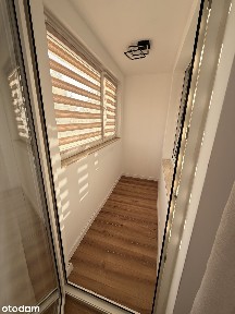 Kawalerka z balkonem i oddzielną kuchnią