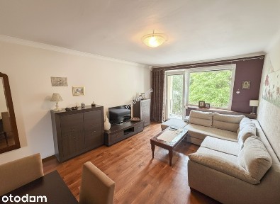Piaski duży balkon II piętro 48,50m blok z cegły