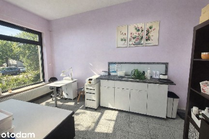 Lokal o pow. 75m2 - najbardziej pożądany adres biznesowy w Oławie.