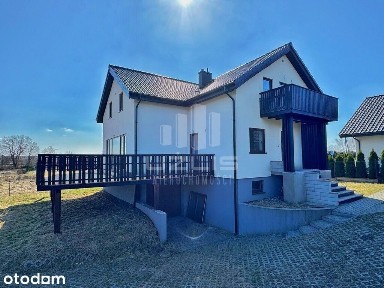 Dom z widokiem na las - przestrzeń komfort natura