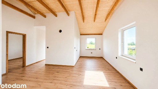 Atrakcyjny całoroczny nowy dom nad jeziorem Głuszyńskim -pomost
