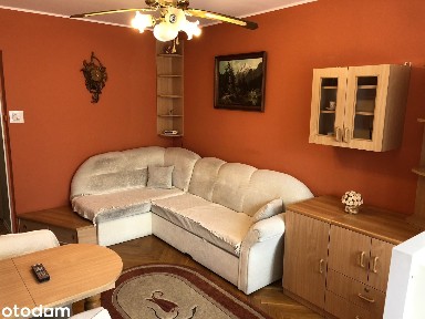 Przytulne, rozkładowe 2 pokoje z balkonem - świetna lokalizacja, V os.