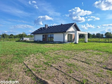 Dom w Barcicach Drwalewskich, 119 m2, z pompą ciepła