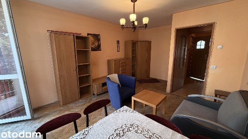Sosnowiec Pogoń, 2 pokoje, 2 piętro w niskim bloku, balkon