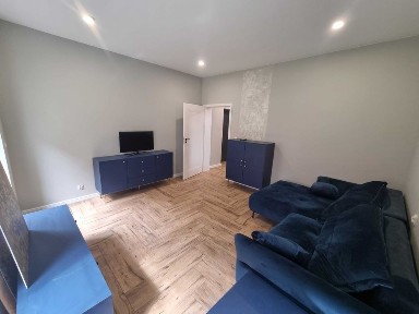 Bezpośrednio do wynajęcia mieszkanie 32 m² - Centrum, Niski czynsz, ul. Pijarska