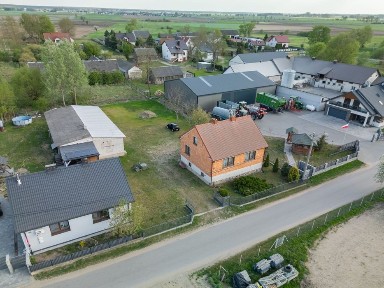 390 000 zł | Siedlisko 1500 m² | Dom 100 m² + budynki gospodarcze | 15 min od Ostrołęki | 115 km do Warszawy