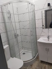Mieszkanie po remoncie, gotowe do zamieszkania bezczynszowe w kamienicy