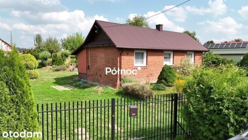 Przytulny dom wśród zieleni - Zwiartów