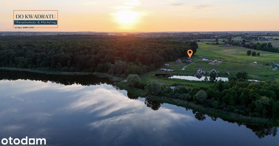 Domek całoroczny nad jeziorem przy lesie (Stan Surowy Zamknięty)