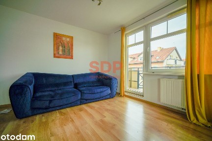 Komfortowe 2 pokoje na Partynicach. Duży balkon, winda z poziomu zero