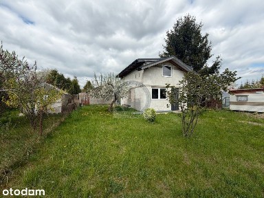 Całoroczny domek na działce ROD 435 m²