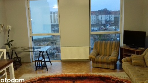 Centrum Garbary Apartamentowiec kawalerka umalowana
