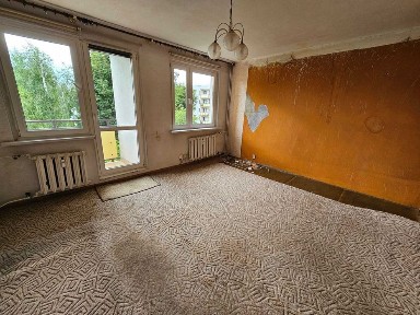 mieszkanie Radzionków 61,3m2 z balkonem 3 pokoje, przedpokój, kuchnia, łazienka, WC, piwnica