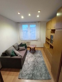 Wynajem mieszkanie 2 pokoje 4 piętro z balkonem od 1 sierpnia
